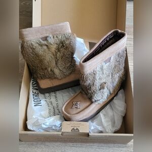 Manitobah Oak Fur Mukluk